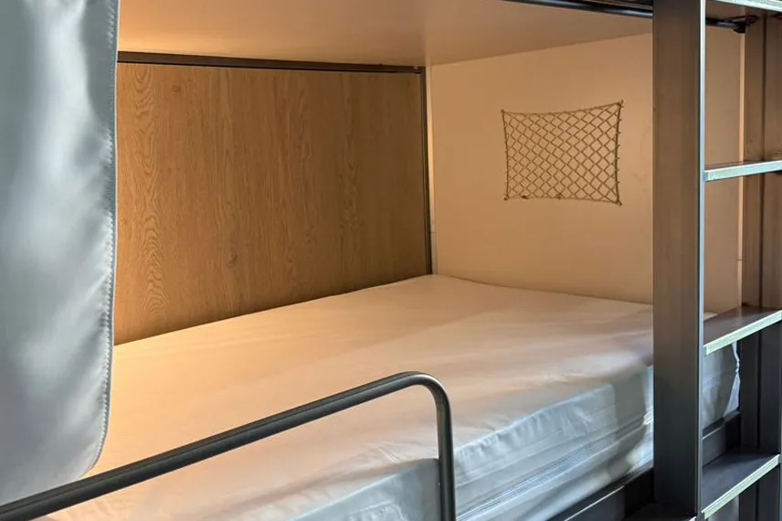 lit individuel chambre partagée