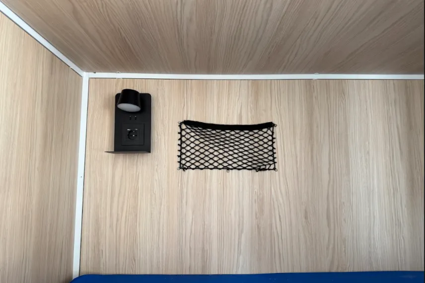 chambre partagée dortoir féminin